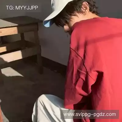 贺佩多